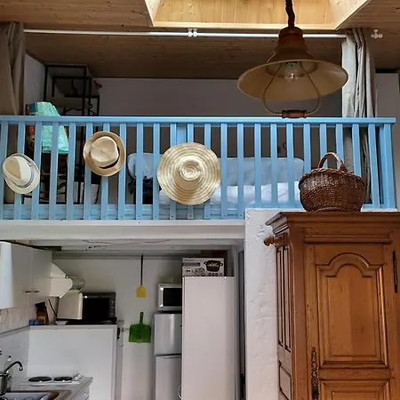 Maisonnette Saint-georges-d'oleron 17590 A Sauzelle 2 , 3 Personnes Holiday home *