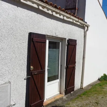 Holiday home Maisonnette Saint-georges-d'oleron 17590 A Sauzelle 2 , 3 Personnes *